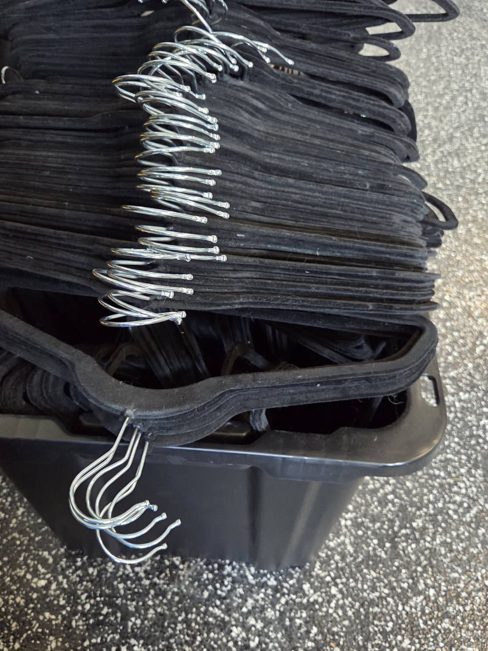 Black Velvet Non-Slip Clothes Hangers - Pack of Utility Hangers